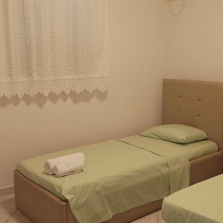 Villa Sea View Karpathos Esterno foto